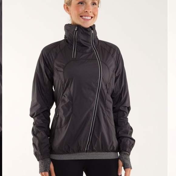 lululemon athletica Jackets & Blazers - Lululemon size 10 Inspire running jacket